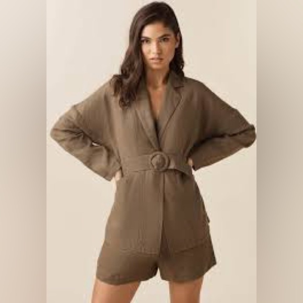 Vetta Belted Linen Jacket in Olive, XS